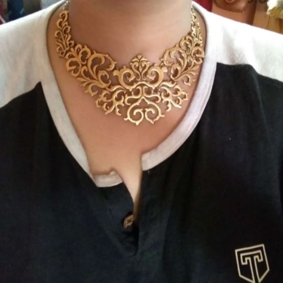 Gold Vintage European Pattern Statement Necklace - Picture 6 of 8